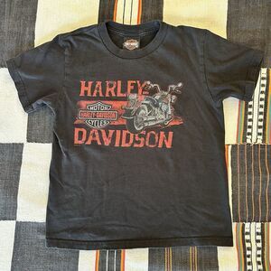 Harley Davidson Youth Small Double Sided Crew neck Tee Shirt. 100% Cotton.